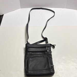Elegant Black Leather Messenger Bag